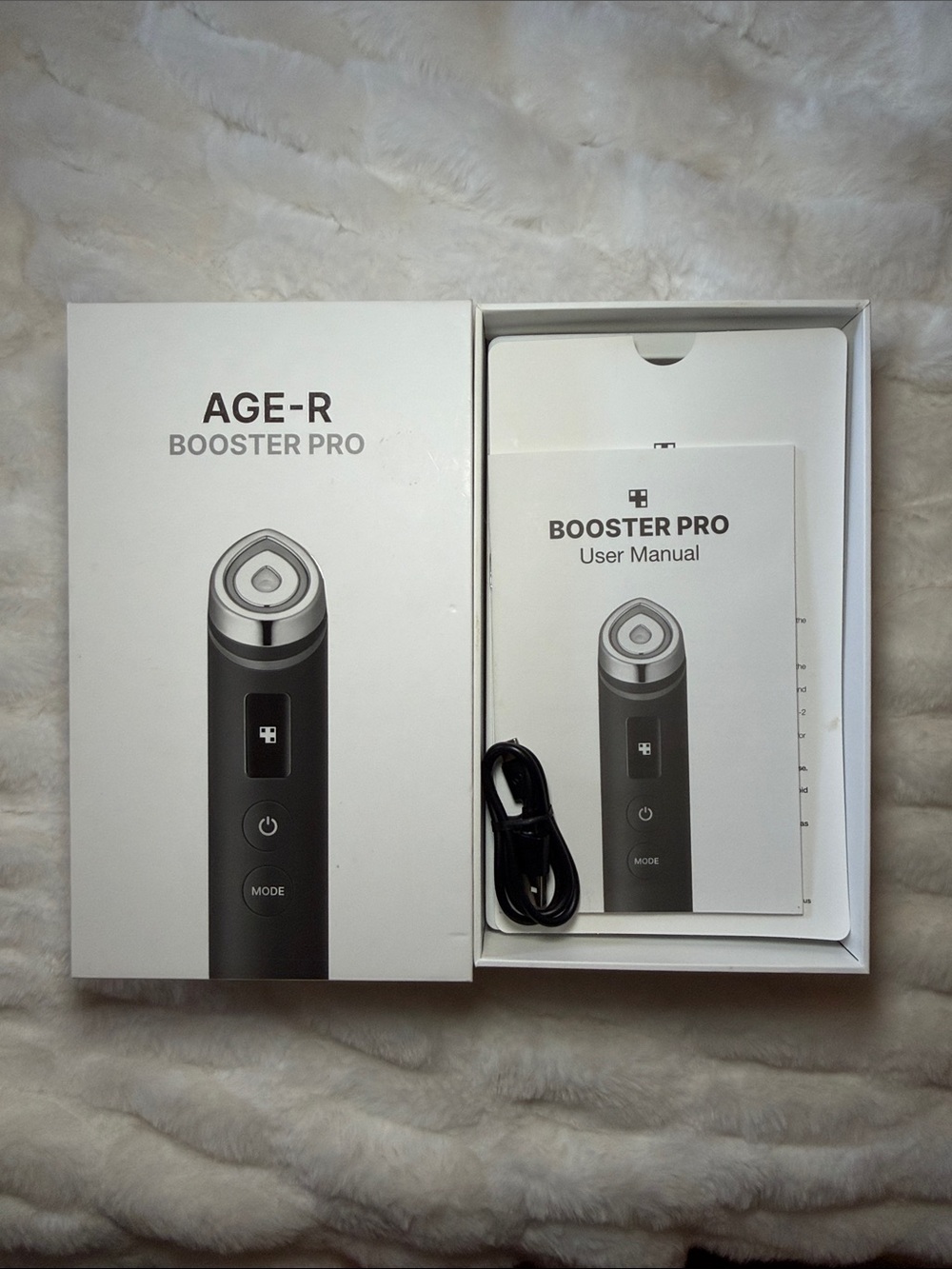 Medicube AGE·R Booster Pro Facial Device - Black - Picture 3 of 4